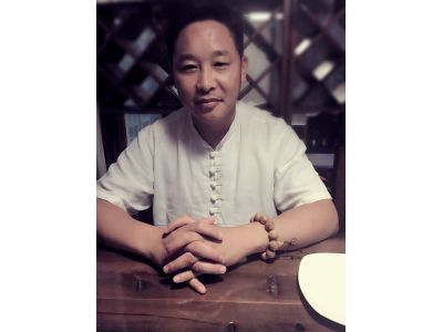 陈亚辉  主席